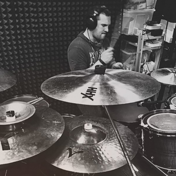 Без имени Без имени